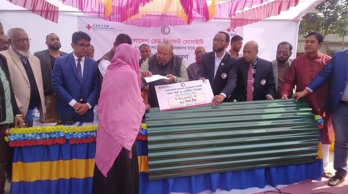 এ বছর ১৫ লাখ কর্মী বিদেশ পাঠানো হবে: মন্ত্রী ইমরান