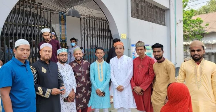 ৪নং ওয়ার্ডে দোয়া চেয়েছেন আলম খান মুক্তি