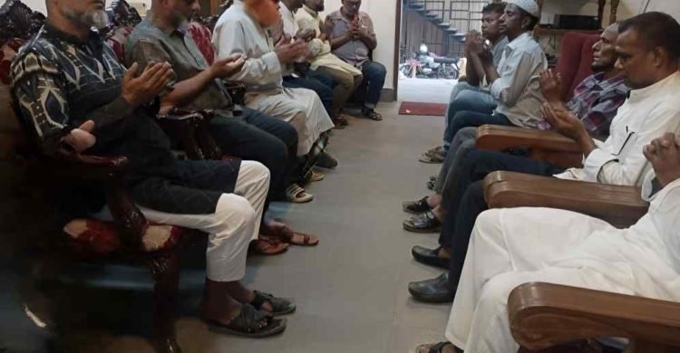 মেয়র আরিফুল হকের রোগমুক্তি কামনায় ১৮নং ওয়ার্ড বিএনপির দোয়া মাহফিল