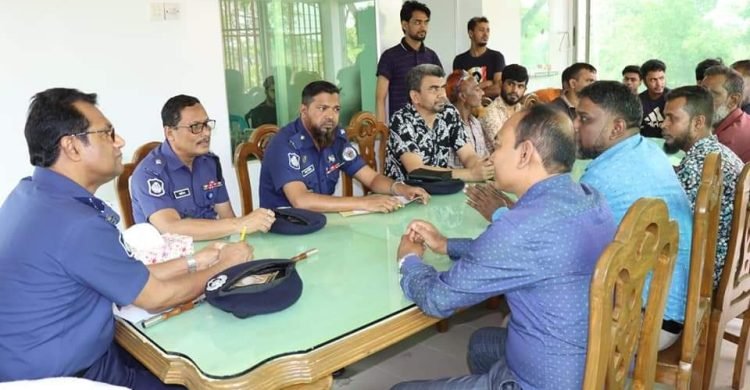 সিলেটে ঈদ-উল-ফিতর উপলক্ষে শিল্প এলাকায় ইন্ডাস্ট্রিয়াল পুলিশের মতবিনিময় সভা অনুষ্টিত