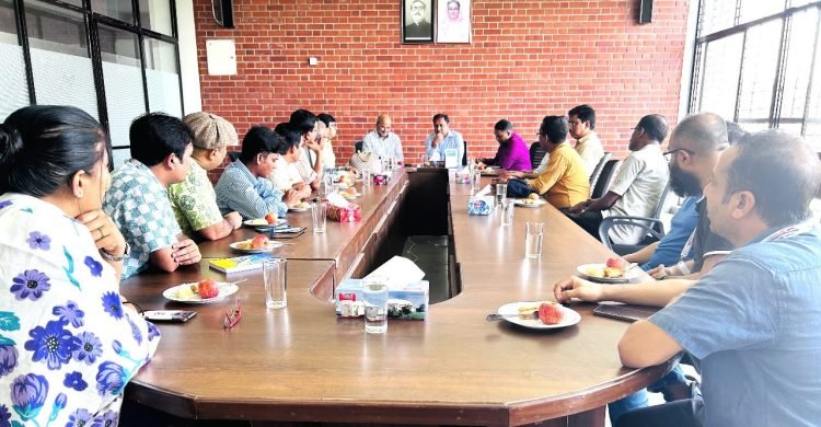 মেট্রোপলিটন ইউনিভার্সিটির ভিসির সঙ্গে ভারতের আসাম বিশ্ববিদ্যালয়ের ভিসির নেতৃত্বে ৭ সদস্যের প্রতিনিধিদলের সাক্ষাৎ