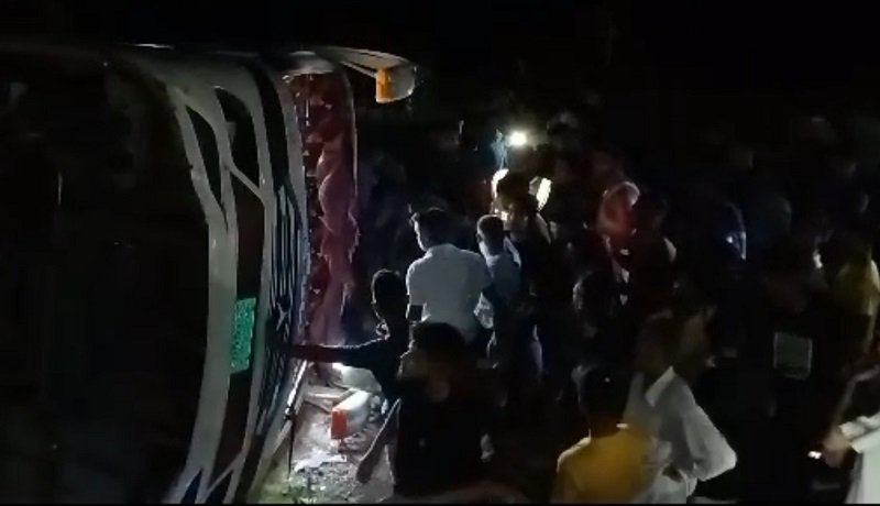 ওসমানীনগরে সড়ক দুর্ঘটনা: চালকসহ দুজন নিহত