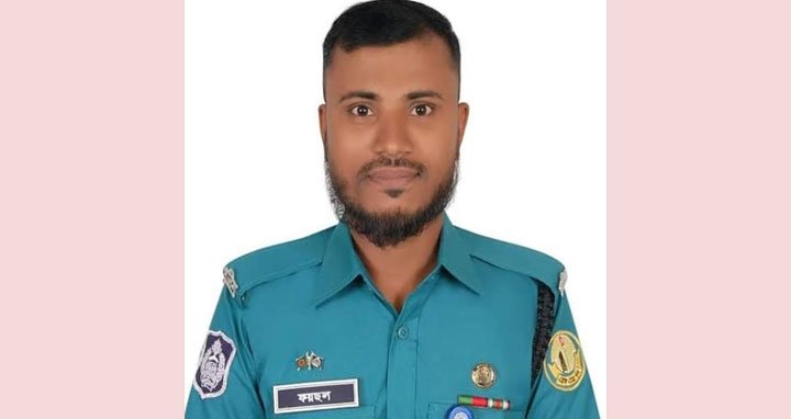 মোগলাবাজারে চেকপোস্টে দায়িত্ব পালনকালে মোটর সাইকেলের ধাক্কায় পুলিশ সদস্য নিহত