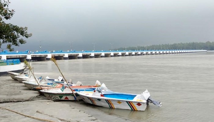 বিপৎসীমার ১৯ সেন্টিমিটার ওপর দিয়ে বইছে তিস্তার পানি