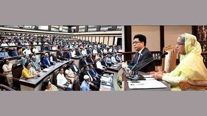 সরকারি অফিসে জবাবদিহিতা নিশ্চিত করতে প্রধানমন্ত্রীর আহ্বান