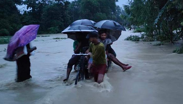 চট্টগ্রাম-কক্সবাজার রুটে যান চলাচল বন্ধ
