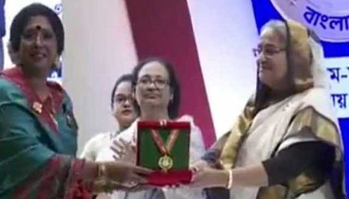 বঙ্গমাতা পদক পেলেন ৫ নারী