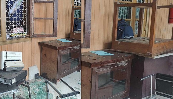 সুপ্রিম কোর্টে বিক্ষোভ, সাধারণ সম্পাদকের কক্ষ ভাঙচুর