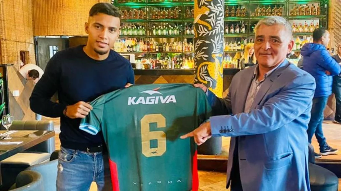 পনেরো মাসের চুক্তিতে জামাল