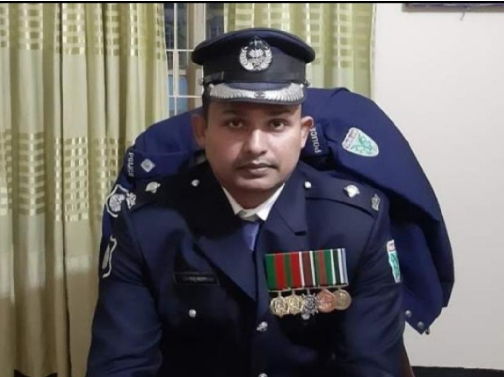 মানবিক পুলিশ অফিসার দোয়ারাবাজার থানার ওসি দেবদুলাল ধর