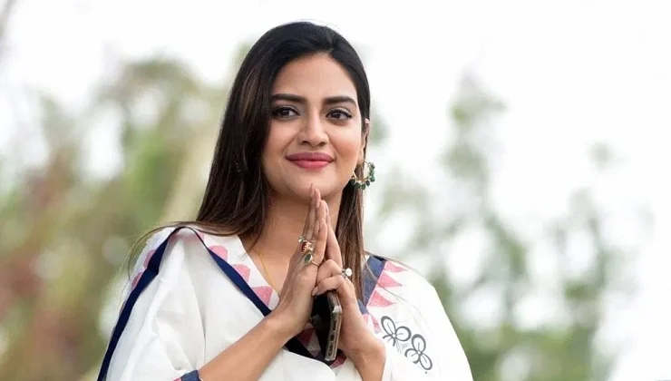 ২৪ কোটি টাকা প্রতারণা: নুসরাত জাহানকে ডেকেছে ইডি