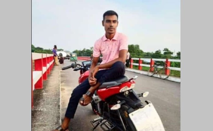 ইতালি যাওয়ার স্বপ্ন ট্রাকচাপায় শেষ