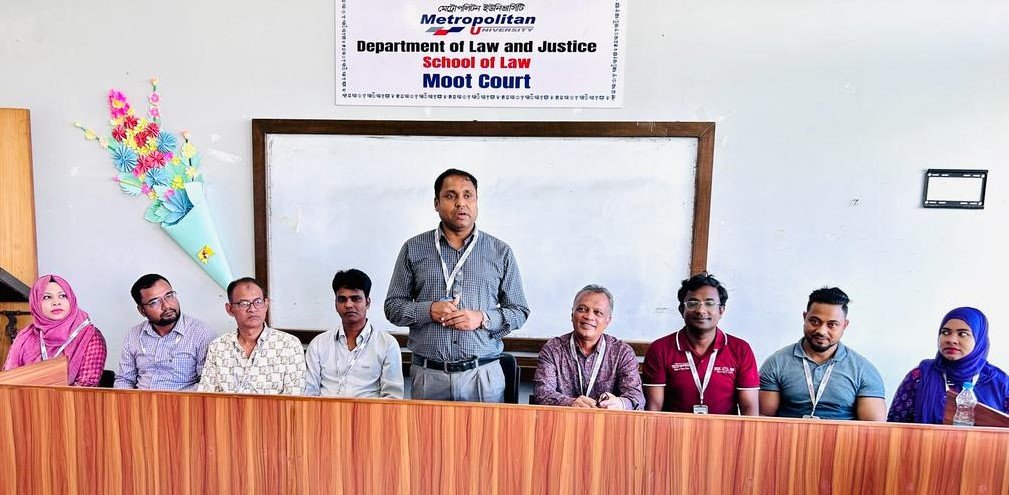 দক্ষ অভিজ্ঞ ও নির্ভিক আইনজীবীরা রাষ্ট্র ও সমাজ বিনির্মাণের কারিগর: ভিসি জহিরুল হক