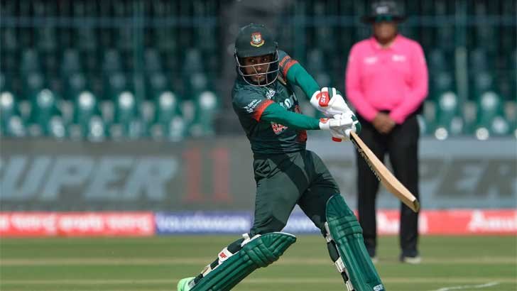 খেললেন মিরাজ-তানজিদ, বাকিরা এলেন আর গেলেন