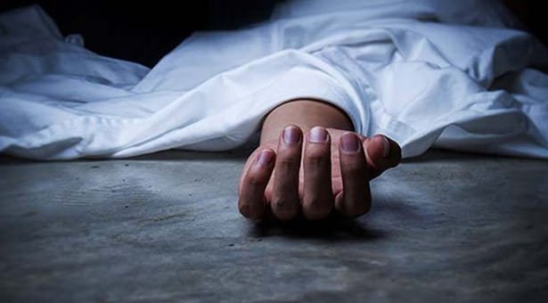 নগরের লালবাজারে হোটেল থেকে এক ব্যক্তির মরদেহ উদ্ধার