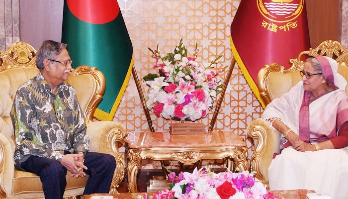 রাষ্ট্রপতির সঙ্গে প্রধানমন্ত্রীর সৌজন্য সাক্ষাৎ