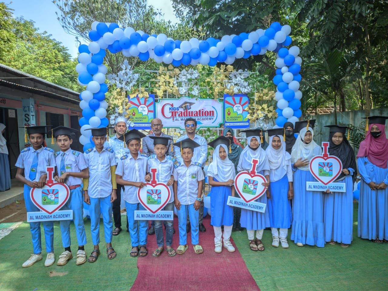 আল মদিনা একাডেমির ব্যতিক্রমি কিড্স গ্রাজুয়েশন শিক্ষার্থীদের প্রেরণা যোগাবে: অনুকূল চন্দ্র দাস