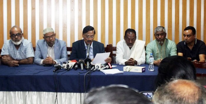 ডা.দুলালের অভিযোগ: ৪৭টি ভোট কেন্দ্র থেকে আমার এজেন্টদের বের করে দেওয়া হয়,