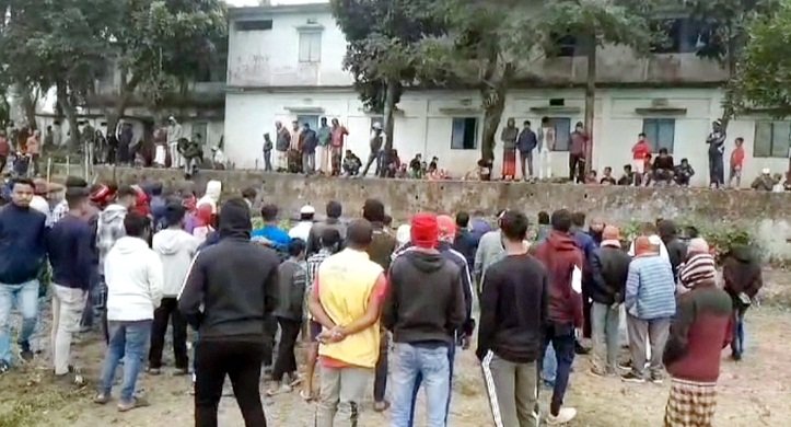 মাঠ থেকে নারীর পোড়া মরদেহ উদ্ধার