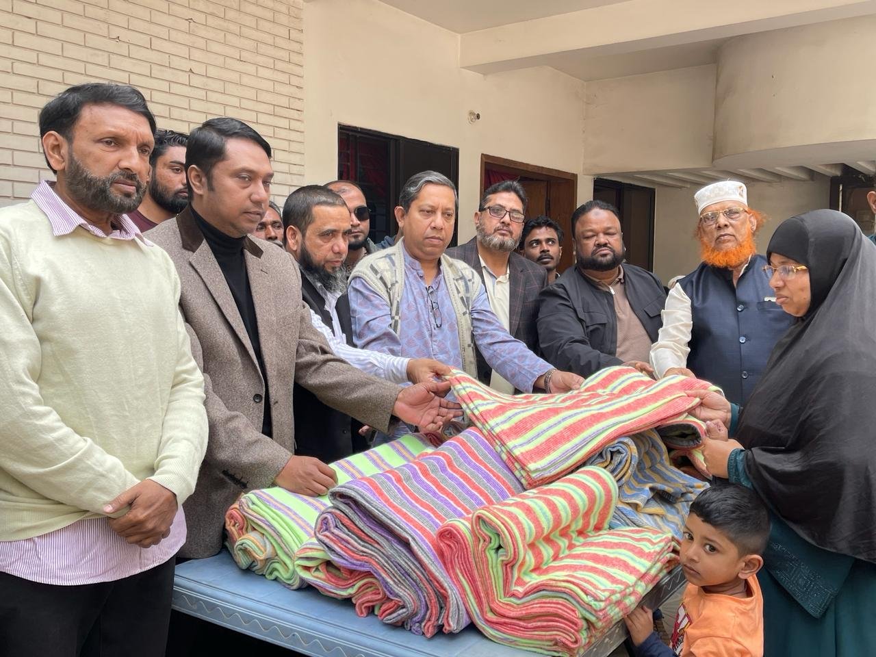 শেখ হাসিনা এদেশের মানুষকে সুখী করার জন্য নিজের জীবনকে উৎসর্গ করেছেন: অধ্যাপক ডা.স্বপ্নীল