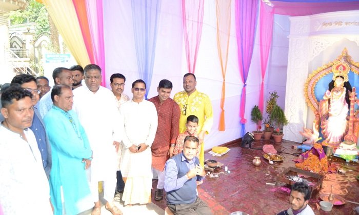 সাম্প্রদায়িক সম্প্রীতি সিলেটের ঐতিহ্য : আনোয়ারুজ্জামান