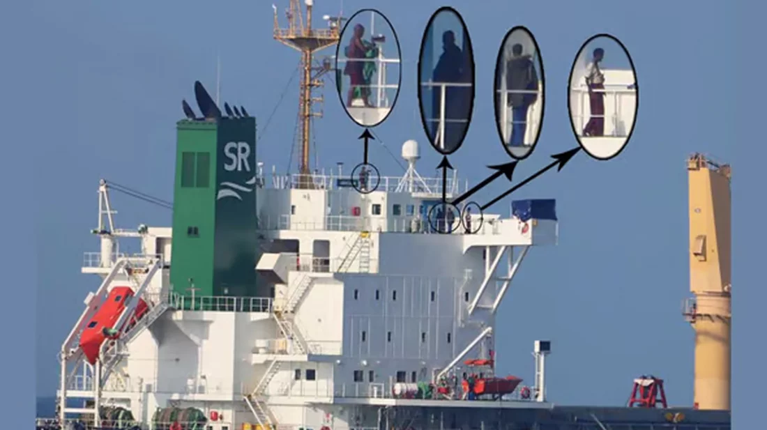 এমভি আব্দুল্লাহতে অভিযানের প্রস্ততি নিচ্ছে আন্তর্জাতিক বাহিনী