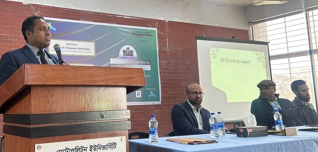 জীবনে প্রতিষ্ঠিত হতে শিক্ষার্থীদের নেতৃত্বের গুন অর্জন করতে হবে: ভিসি ড. জহিরুল হক