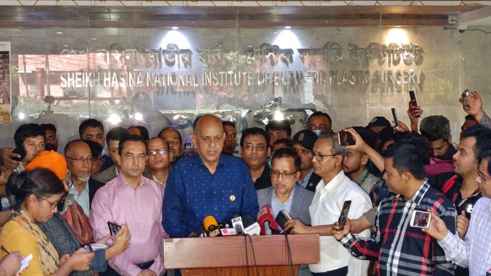 বেইলি রোডে অগ্নিকাণ্ডের ঘটনায় মৃতের সংখ্যা বেড়ে ৪৬