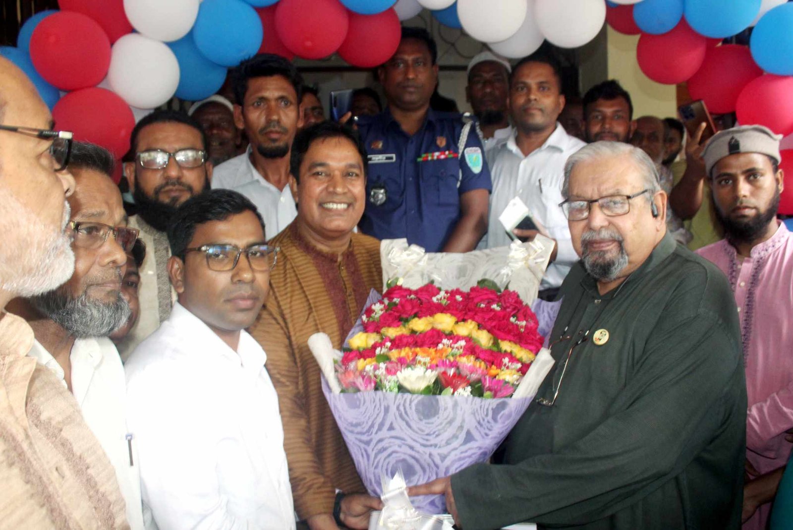 কোম্পানীগঞ্জে নব নির্বাচিত পরিষদকে শুভেচ্ছা জানালেন এমপি ইমরান
