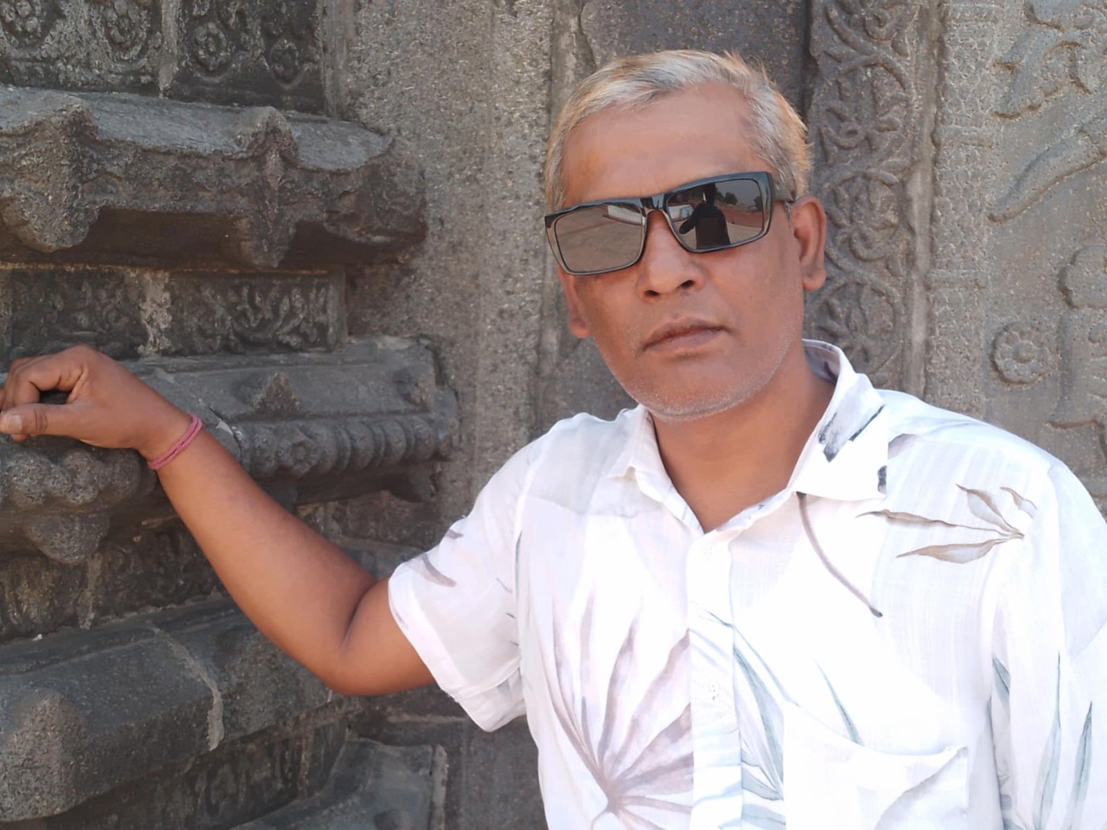 সাংবাদিক দিপনকে যুক্তরাষ্ট্র প্রবাসী আলমাছ আলীর উদ্যোগে সহযোগীতা প্রদান