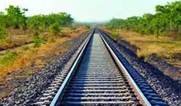 চকরিয়ায় ট্রেনের ধাক্কায় বৃদ্ধ নিহত
