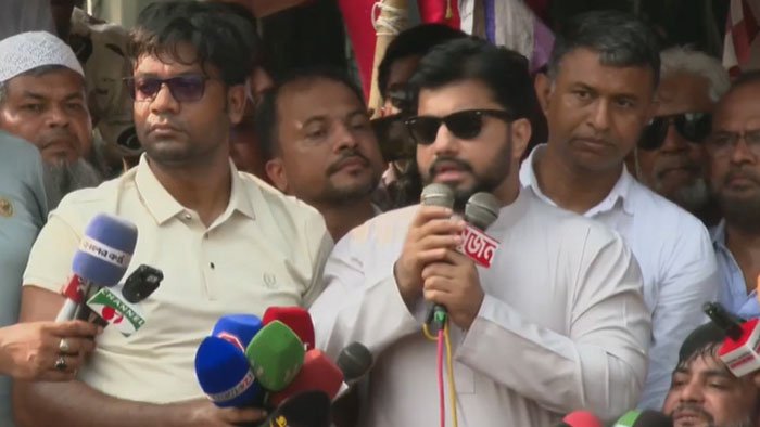 ৪৮ ঘণ্টার আল্টিমেটাম দিয়ে আন্দোলন স্থগিত করলেন ইশরাক