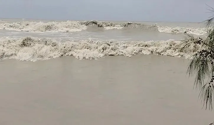 বঙ্গোপসাগরে নিম্নচাপ, চার বন্দরে ৩ নম্বর সতর্ক সংকেত