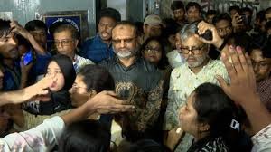 ঢাকা বিশ্ববিদ্যালয়ের হলে ছাত্ররাজনীতি নিষিদ্ধ