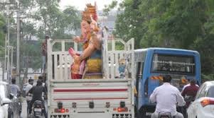 ভারতে গণেশ বিসর্জনের শোভাযাত্রায় ট্রাকের ধাক্কা, নিহত ৯