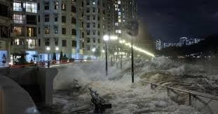 সুপার টাইফুন রাগাসার তাণ্ডবে তাইওয়ানে নিহত ১৪, নিখোঁজ ১২৪