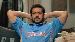 সহপাঠীকে পিটিয়ে স্কুল থেকে বহিষ্কৃত হয়েছিলেন সালমান!