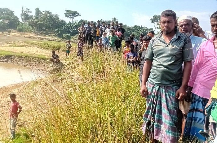 গরু নিয়ে বিলে গিয়ে নিঁখোজ, একদিন পর লাশ উদ্ধার