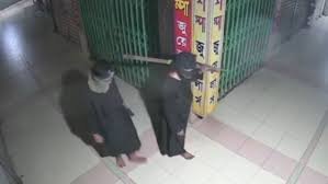 বোরকা পরে এসে জুয়েলার্স থেকে ‘৫০০ ভরি’ স্বর্ণালঙ্কার চুরি
