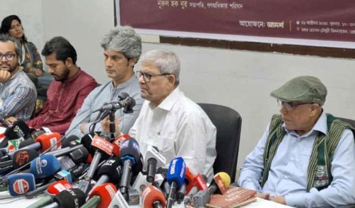 যত দিন যাচ্ছে আমরা ততই বিভক্ত হয়ে পড়ছি: মির্জা ফখরুল