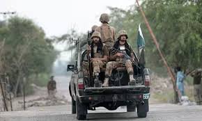 আফগানিস্তান সীমান্তের কাছে বন্দুকযুদ্ধ, পাকিস্তানের ১১ সেনা নিহত