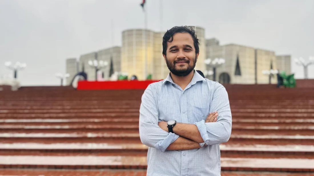 হাসিনাকে ফাঁসিতে না ঝোলানো পর্যন্ত তার নাম মাথায় ঘুরবে: মীর স্নিগ্ধ