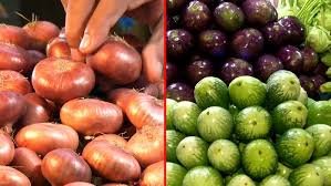 মৌসুমেও পেঁয়াজের দামে আগুন, সবজিতে অস্বস্তি