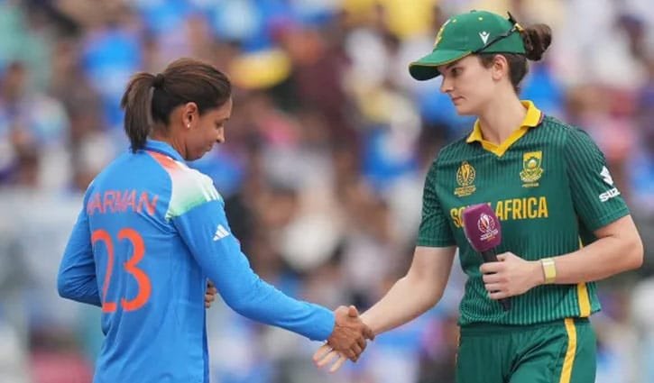 ফাইনালে টস জিতে ফিল্ডিংয়ে দ. আফ্রিকা