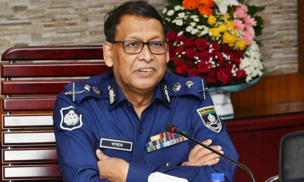 ২৪ ঘণ্টার মধ্যে আইজিপিকে অপসারণে আইনি নোটিশ