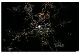 মহাকাশ থেকে তোলা ছবিতেও ঝলমল করছে পবিত্র কাবা, মুগ্ধ নেট দুনিয়া