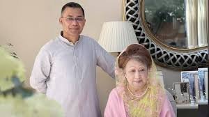 বেগম খালেদা জিয়ার মৃত্যুর সময় তারেক রহমানসহ পাশে ছিলেন যারা