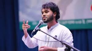 ইনকিলাব মঞ্চের ‍মুখপাত্র ও এমপি প্রার্থী ওসমান হাদি গুলিবিদ্ধ