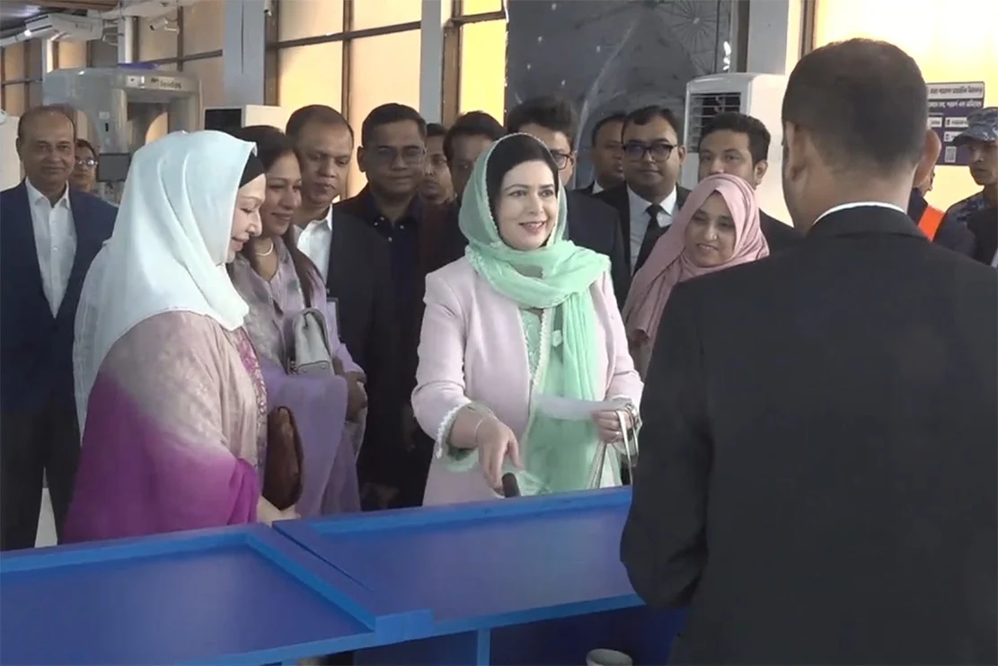 লন্ডনের উদ্দেশ্যে ঢাকা ছাড়লেন ডা. জুবাইদা