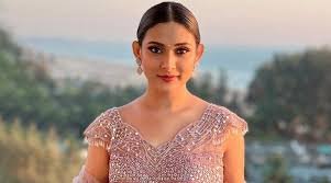 জবাব দাখিলের সময় পেলেন মেহজাবীন